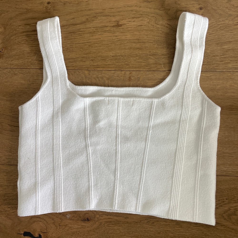 Tank top! - Picture 2 of 3